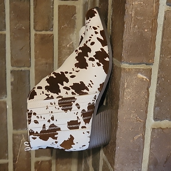 ARULA Shoes - ARULA Cow Print Ankle Boots